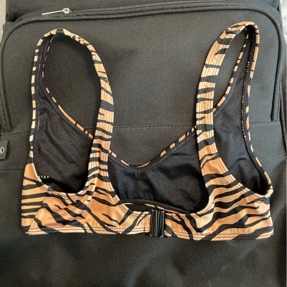 PacSun Animal Print Bikini Top - Picture 2 of 3